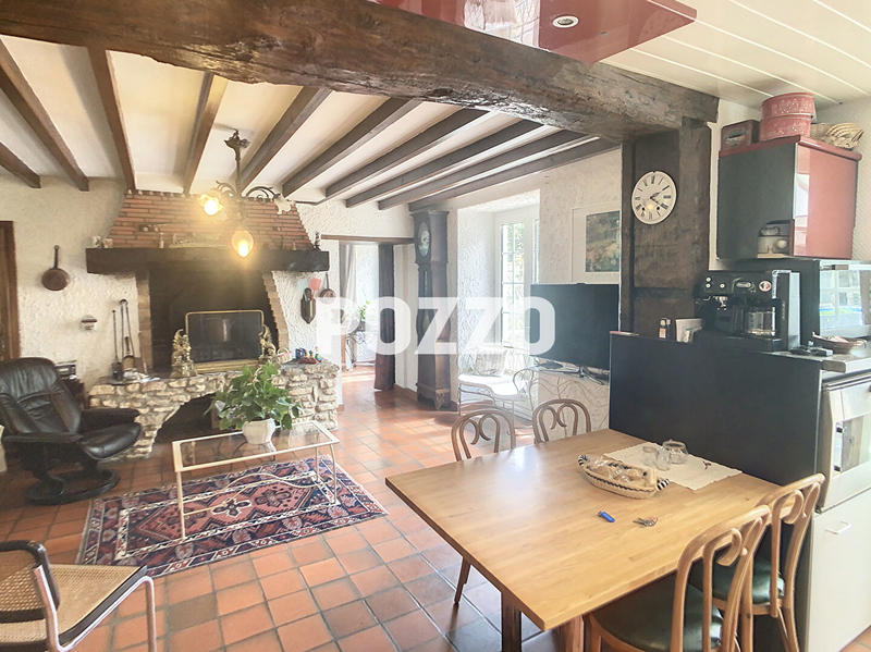 Maison - 290 m² - 10 pièces