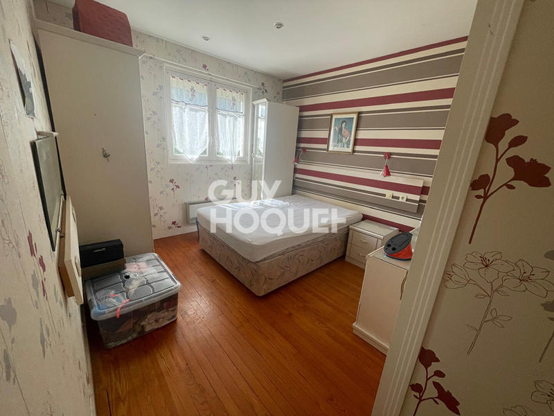 Maison - 92 m² - 6 pièces