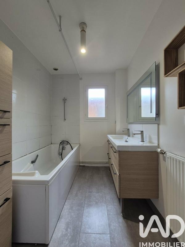 Maison - 89 m² - 5 pièces