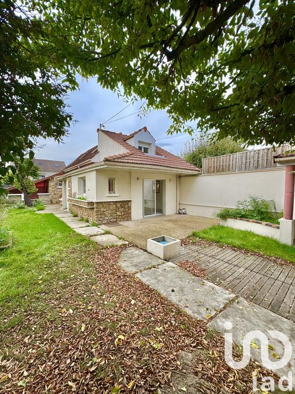 Maison - 95 m² - 5 pièces