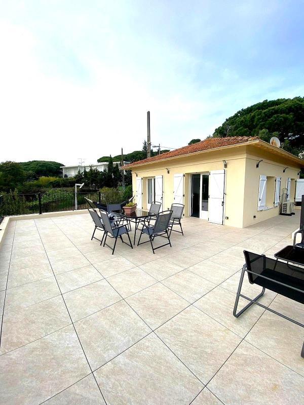 Maison - 218 m² - 5 pièces