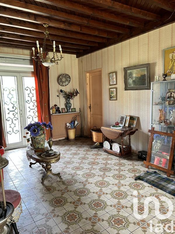 Maison - 280 m² - 14 pièces