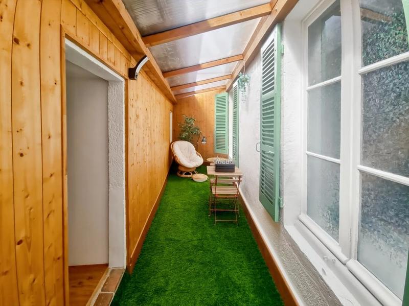 Maison - 207 m² - 7 pièces