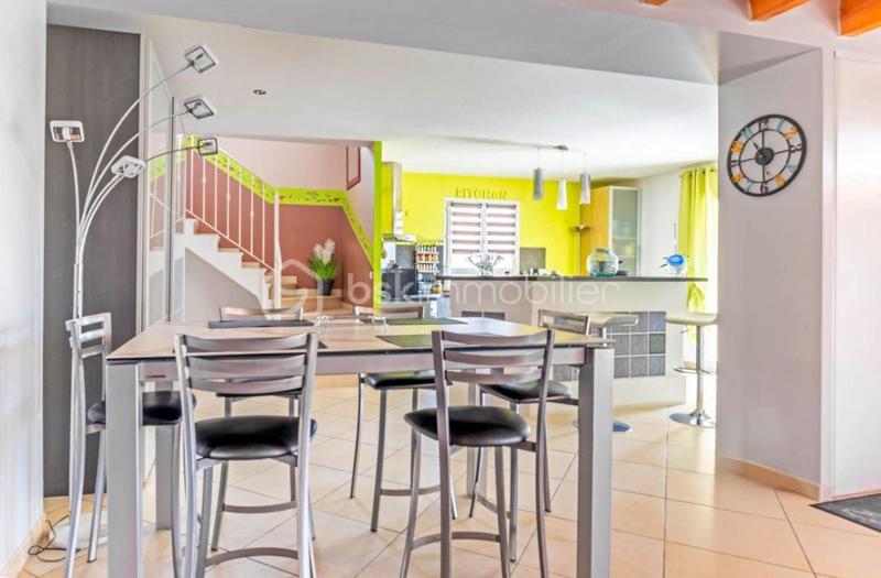 Maison - 136 m² - 4 pièces