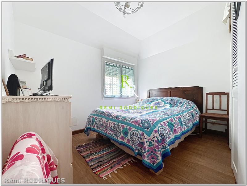 Maison - 165 m² - 10 pièces