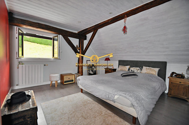 Maison - 143 m² - 7 pièces