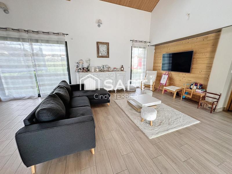 Maison - 184 m² - 7 pièces