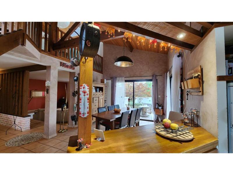 Maison - 154 m² - 6 pièces