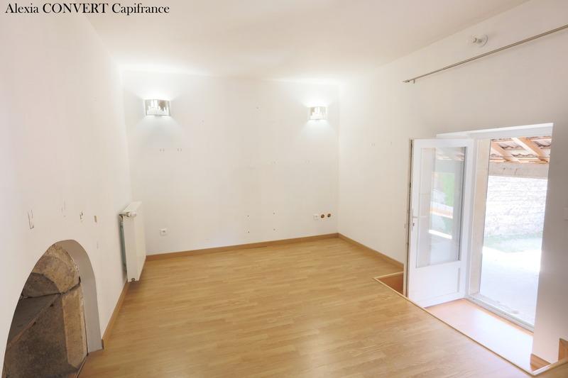 Maison de village - 211 m² - 8 pièces