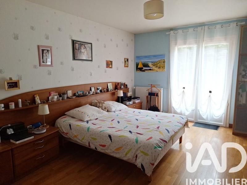 Maison - 181 m² - 5 pièces