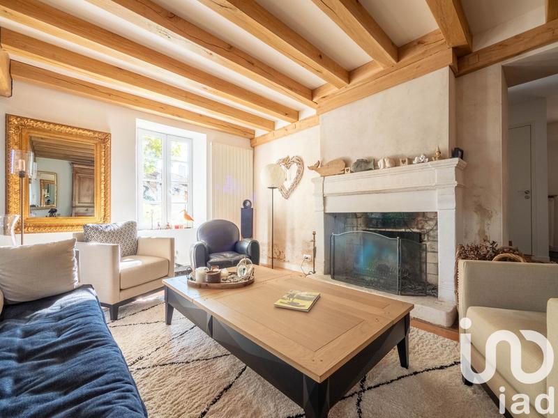 Maison - 240 m² - 7 pièces