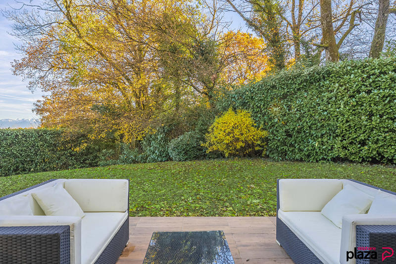 Maison - 244 m² - 6 pièces