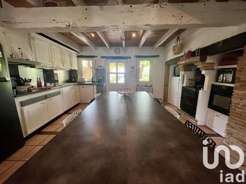 Maison - 297 m² - 9 pièces