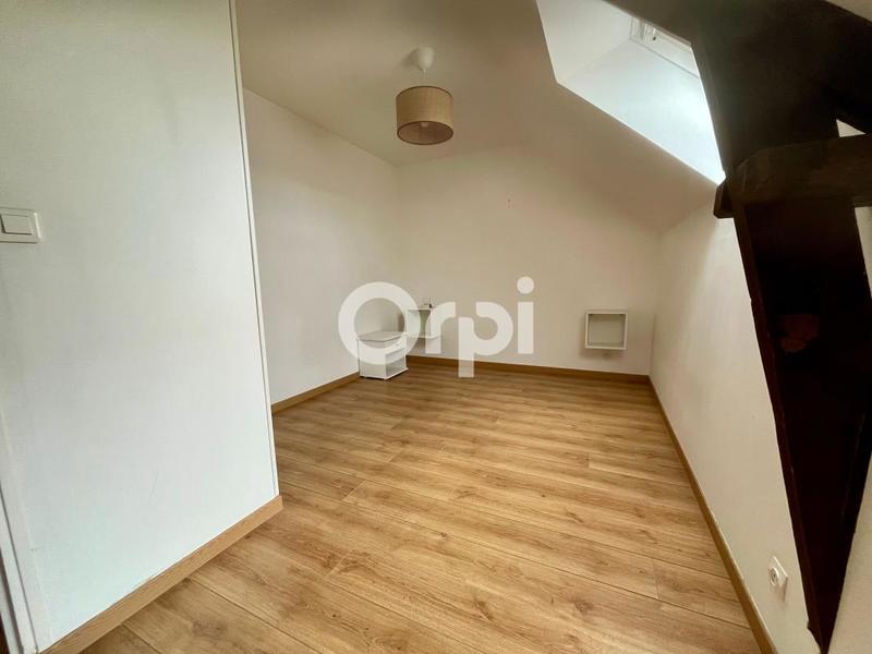 Maison - 98 m² - 4 pièces