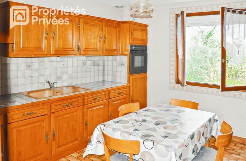 Maison - 90 m² - 5 pièces