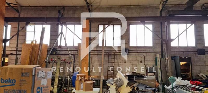 Entrepôt - 241 m² - 3 pièces