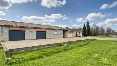 Maison - 147 m² - 5 pièces