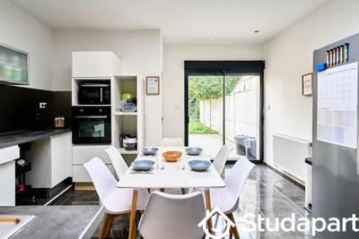 Chambre - 12 m² - 1 pièce