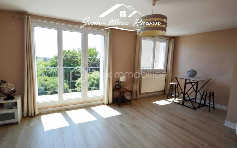 Appartement - 84 m² - 4 pièces