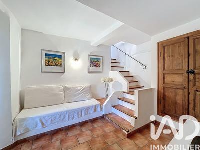 Maison - 220 m² - 5 pièces