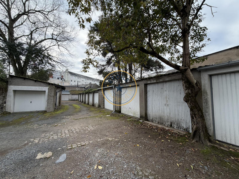 Parking / Garage - 14 m²