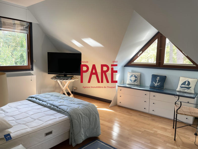 Maison - 167 m² - 8 pièces