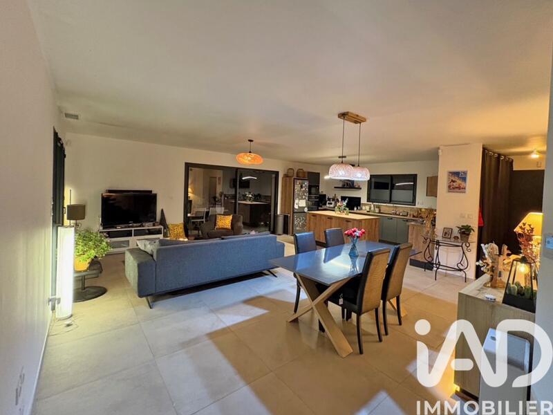 Maison - 130 m² - 6 pièces