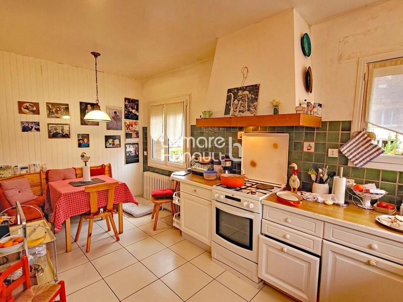 Maison - 198 m² - 8 pièces