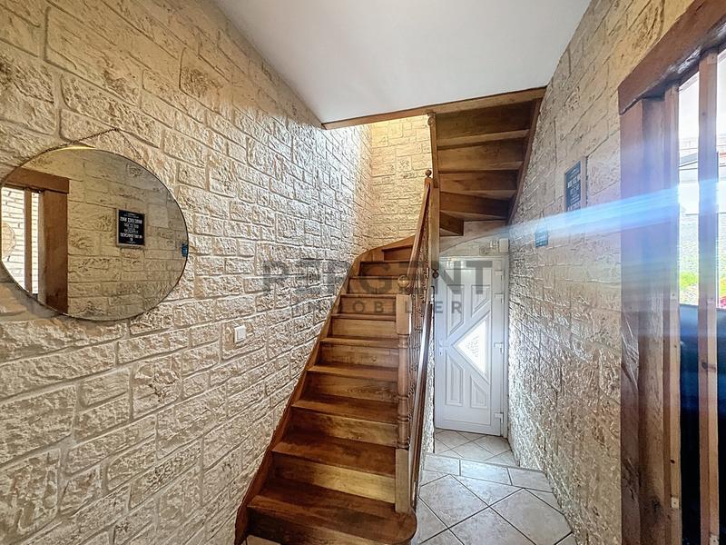 Maison - 100 m² - 5 pièces