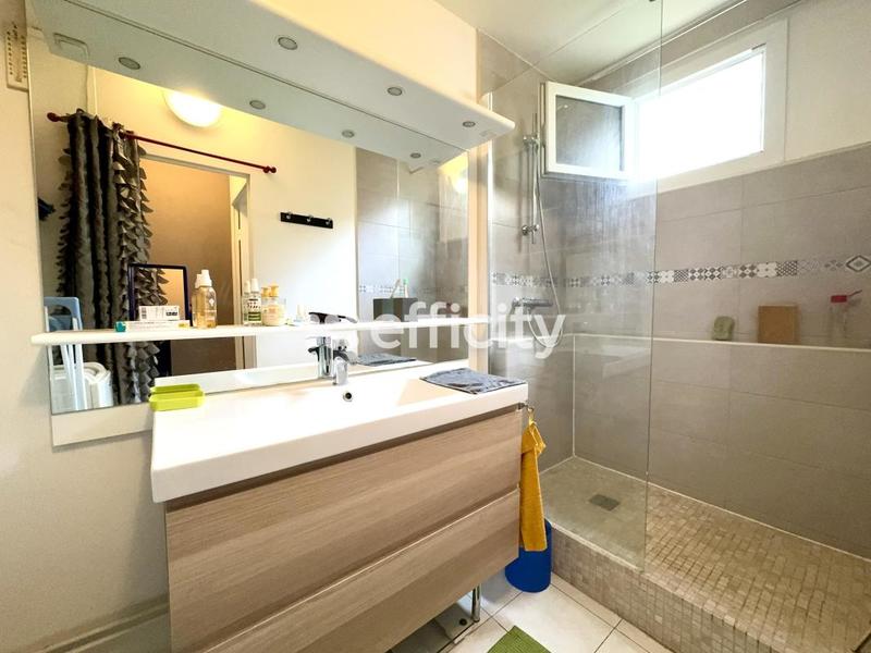 Appartement - 50 m² - 3 pièces