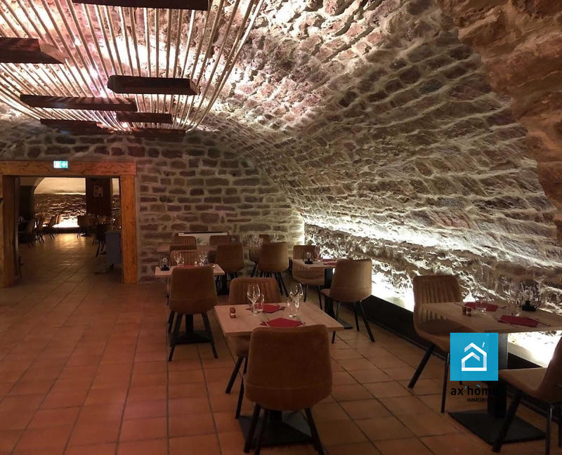 Local commercial - 358 m²