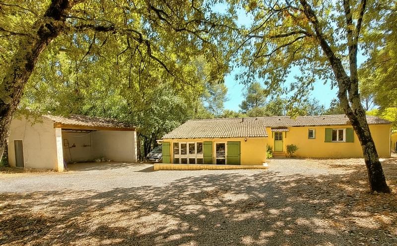 Villa - 137 m² - 5 pièces