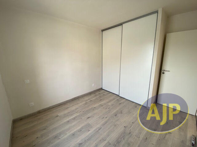 Maison - 77 m² - 4 pièces