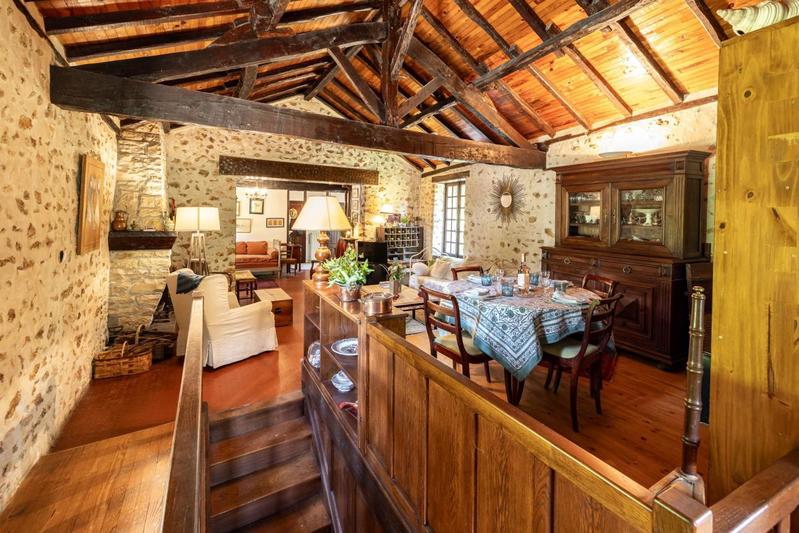 Maison - 108 m² - 4 pièces