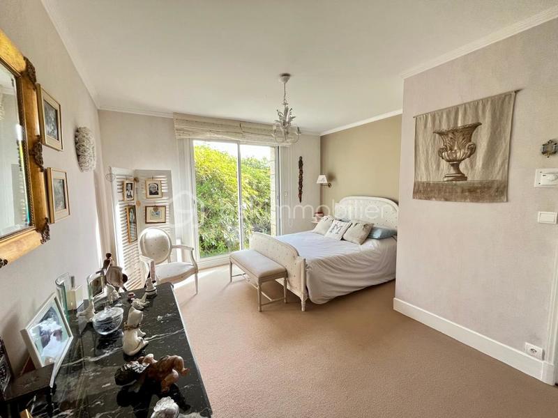 Maison d'architecte - 280 m² - 8 pièces