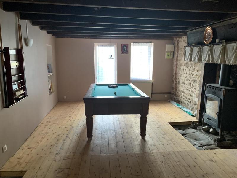 Maison - 201 m² - 6 pièces