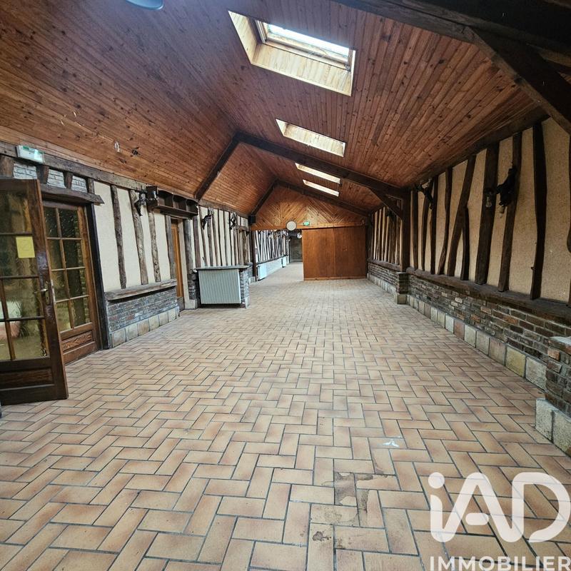 Maison - 330 m² - 9 pièces