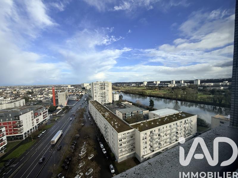 Studio - 15 m² - 1 pièce