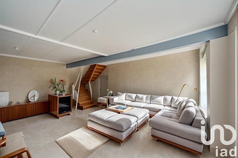 Maison - 190 m² - 7 pièces