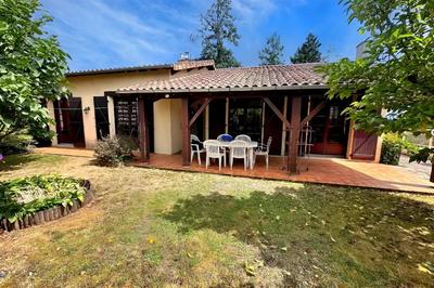 Maison - 123 m² - 6 pièces