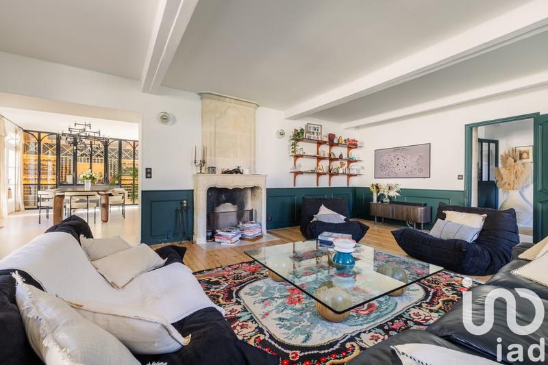 Maison - 300 m² - 7 pièces