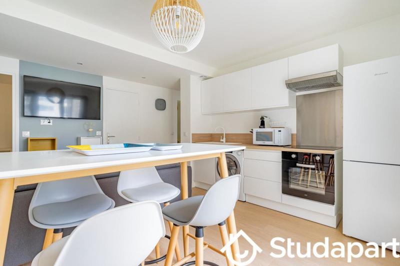 Chambre - 10 m² - 1 pièce