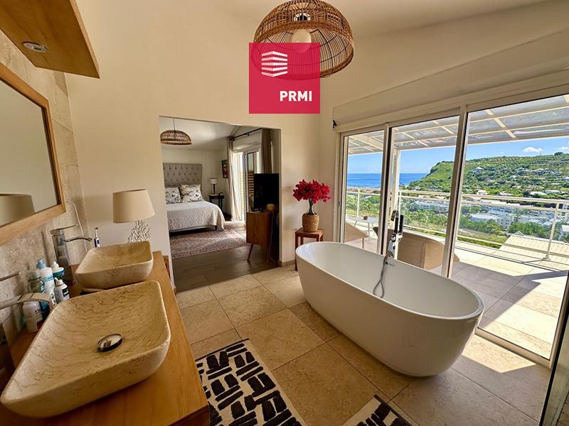 Maison - 360 m² - 7 pièces