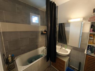 Appartement - 77 m² - 3 pièces