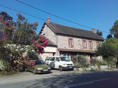 Maison ancienne - 184 m² - 7 pièces