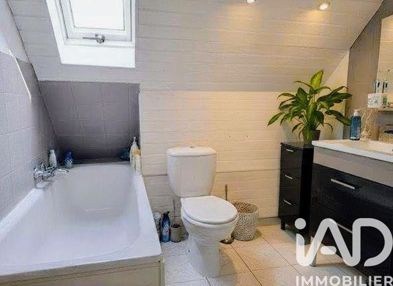 Maison - 128 m² - 7 pièces