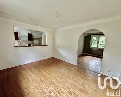 Maison - 98 m² - 5 pièces