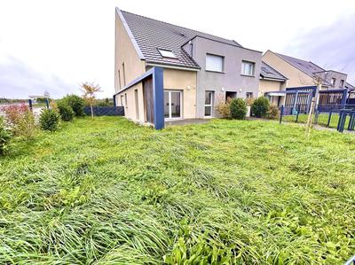 Appartement - 80 m² - 5 pièces