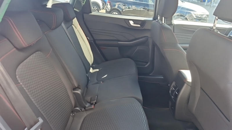 Ford Kuga 2.5 Duratec 183 Fhev eCVT I-Awd St Line (Type 01-24) 5 portes (avril 2025) (co2 131.0)