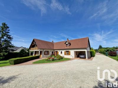 Maison - 300 m² - 9 pièces